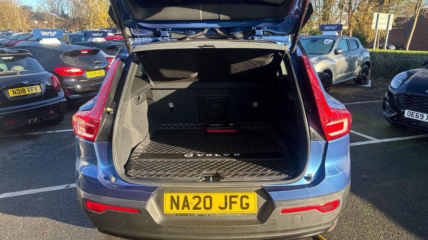 Used Volvo XC40 2020 for sale - 76707160: Photo 4