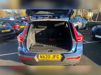 Used Volvo XC40 2020 for sale - 76707160: Photo