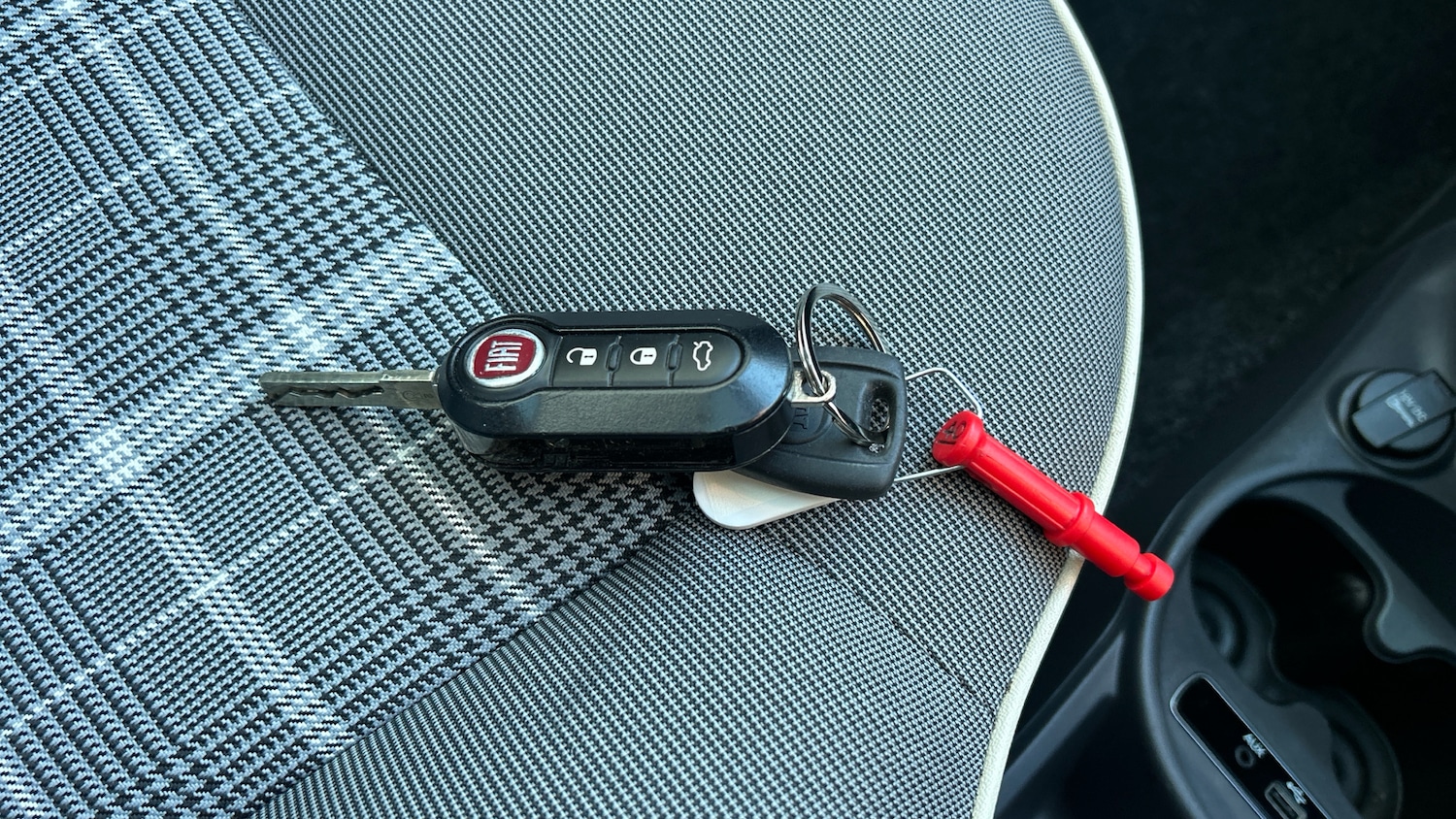 Used Fiat 500 2016 for sale - 76705683: Photo 19