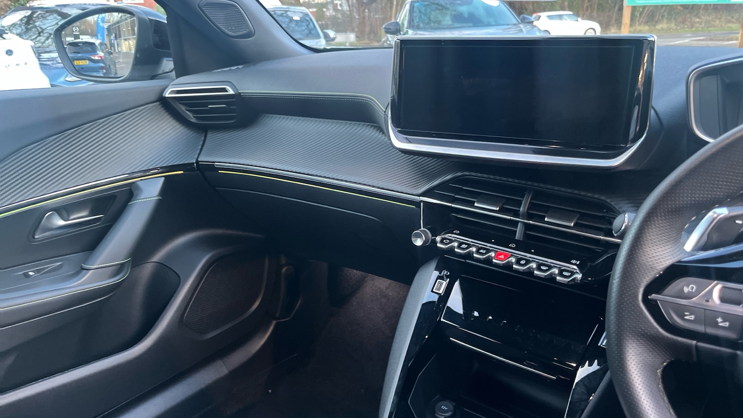 Used Peugeot 2008 2023 for sale - 77365130: Photo 14