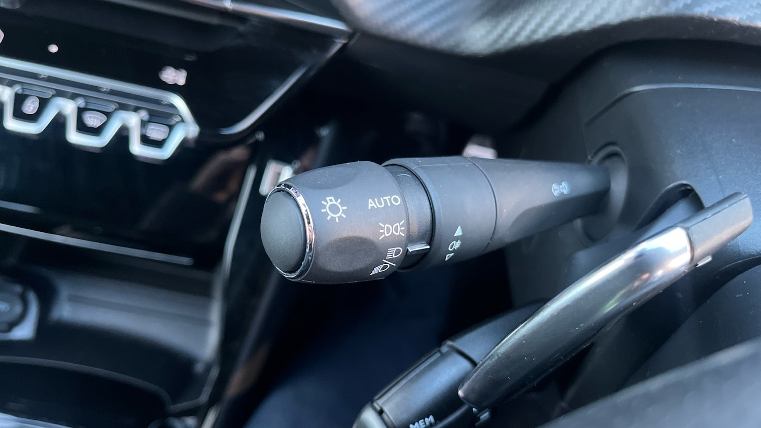 Used Peugeot 2008 2023 for sale - 77365130: Photo 25