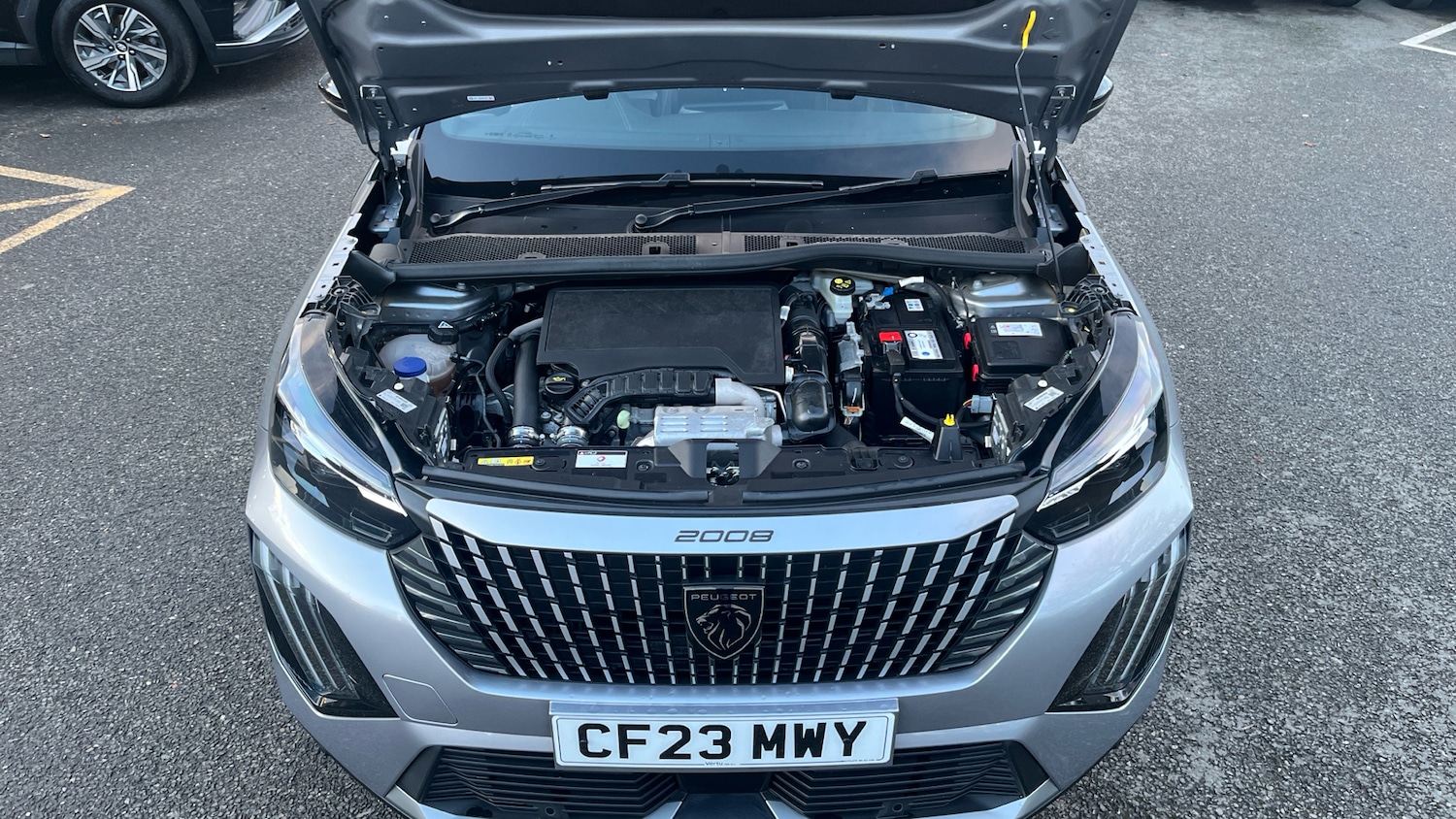 Used Peugeot 2008 2023 for sale - 77365130: Photo 8