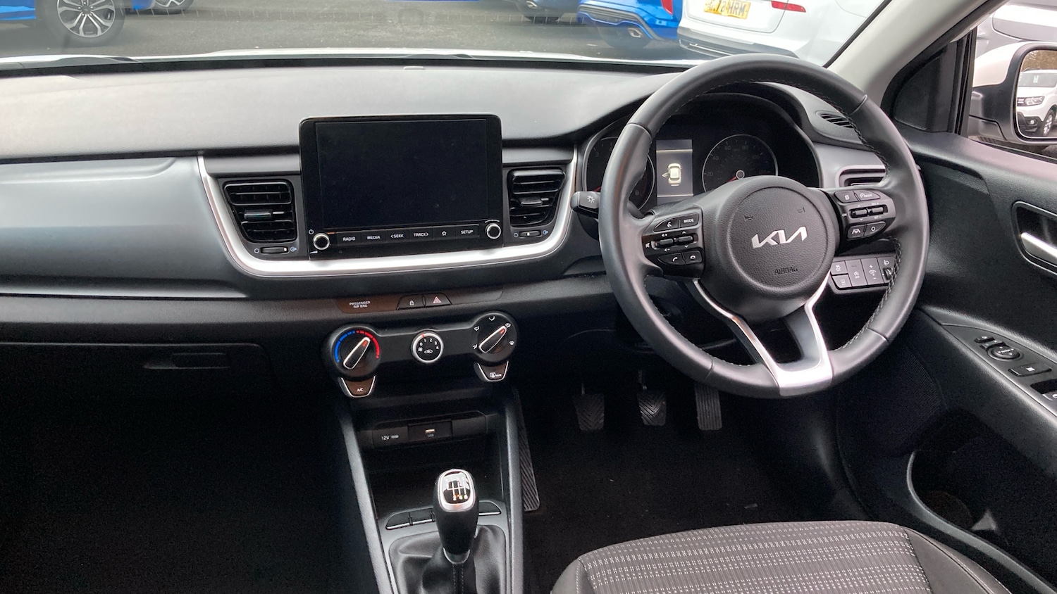 Used Kia Stonic 2023 for sale - 77271228: Photo 10