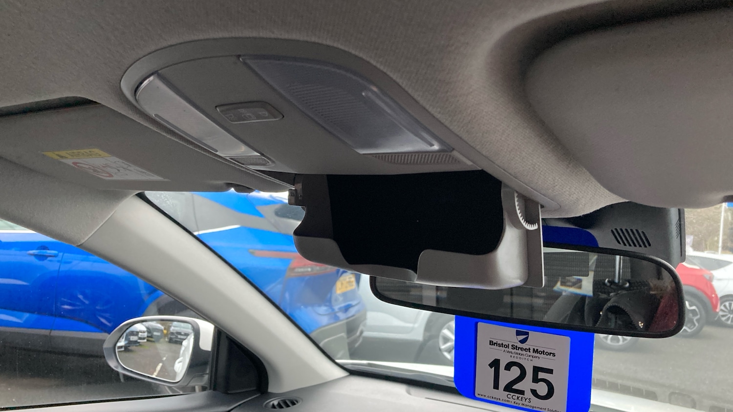 Used Kia Stonic 2023 for sale - 77271228: Photo 42