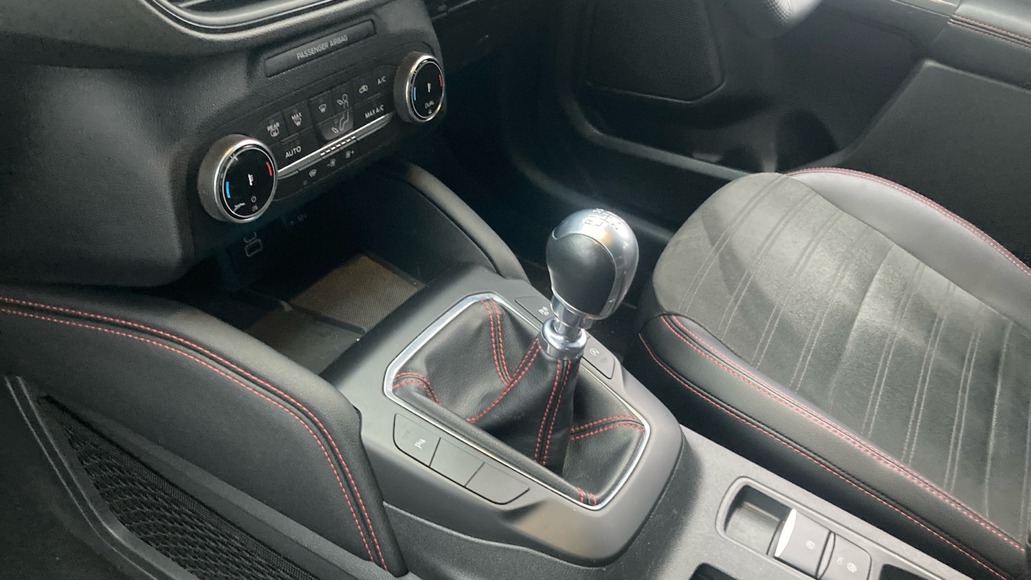 Used Ford Kuga 2022 for sale - 77336463: Photo 13