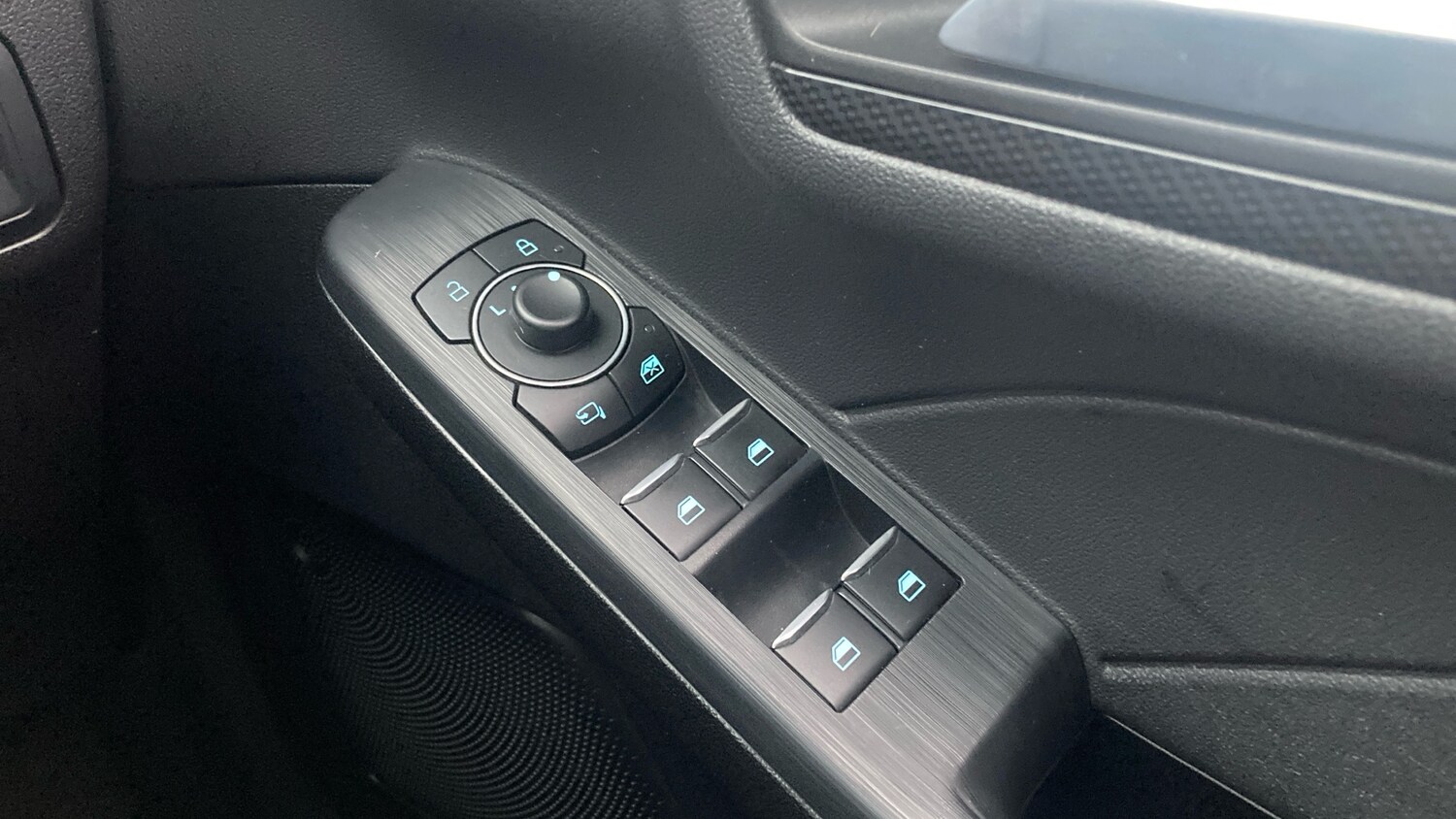 Used Ford Kuga 2022 for sale - 77336463: Photo 44