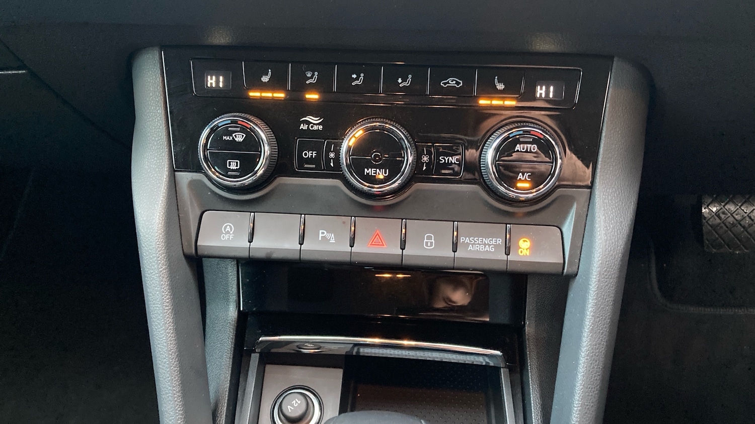 Used Skoda Karoq 2022 for sale - 77310441: Photo 36