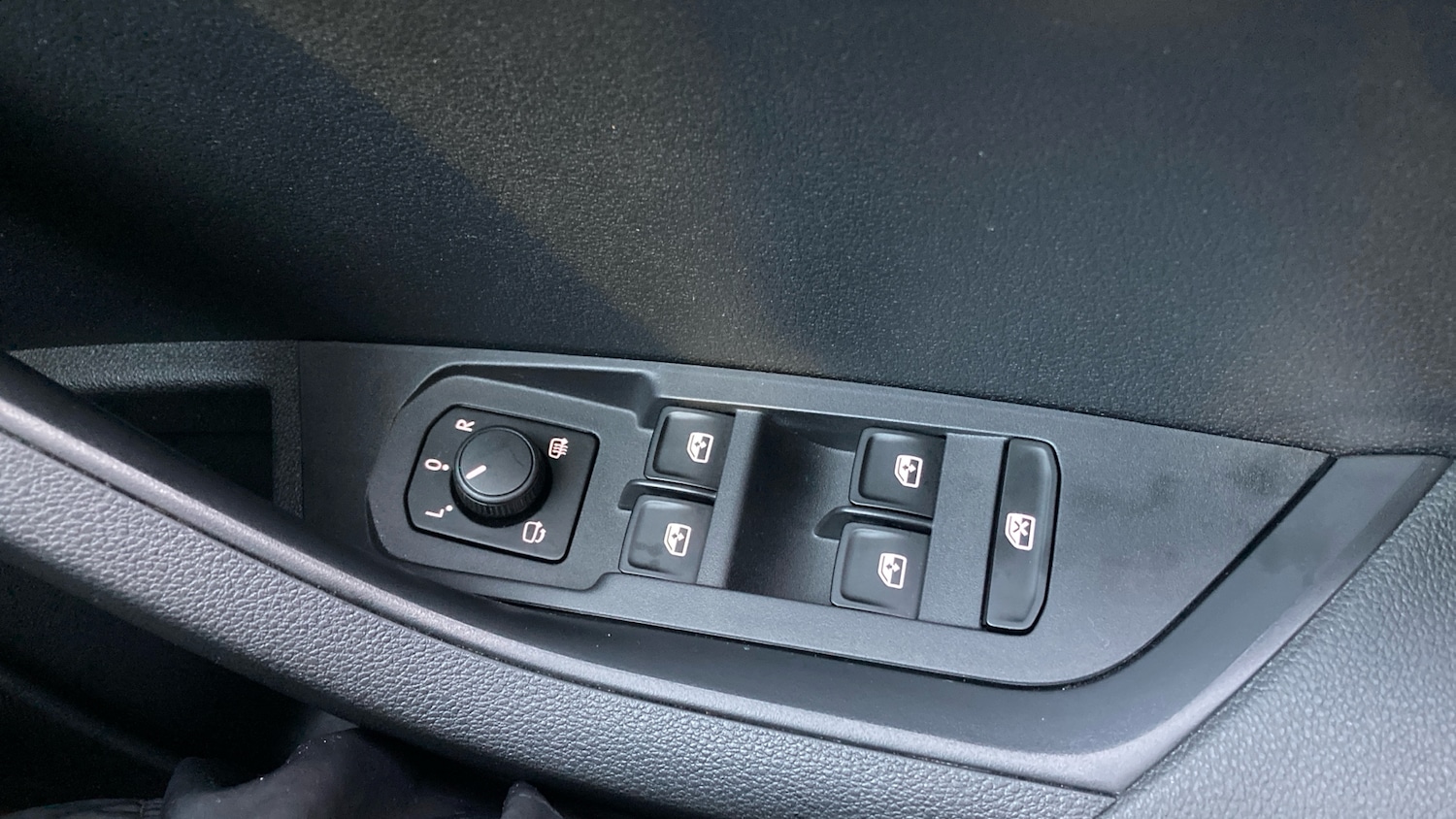 Used Skoda Karoq 2022 for sale - 77310441: Photo 42