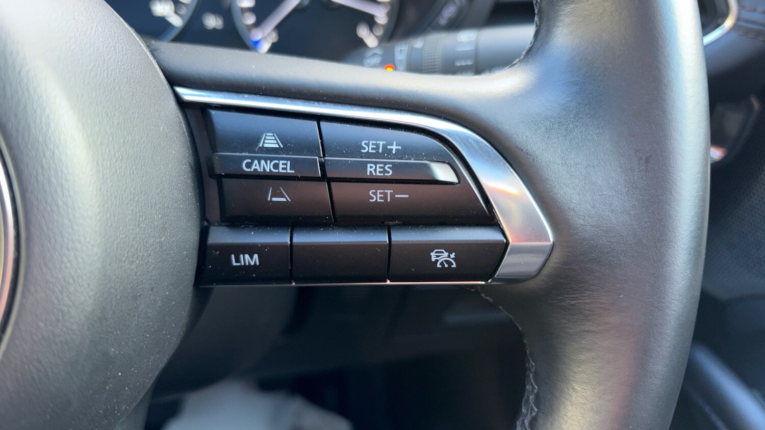 Used Mazda Mazda3 2023 for sale - 77380598: Photo 33