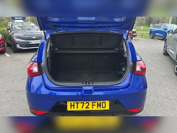 Used Hyundai i20 2023 for sale - 78162357: Photo