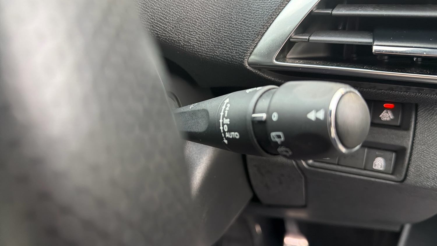 Used Peugeot 3008 2023 for sale - 77353546: Photo 37