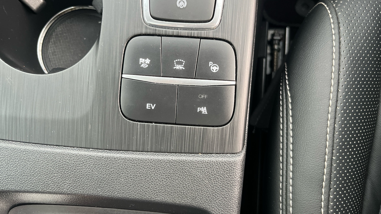 Used Ford Kuga 2021 for sale - 76028018: Photo 35