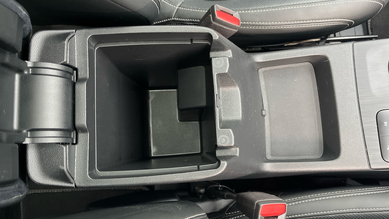 Used Ford Kuga 2021 for sale - 76028018: Photo 37