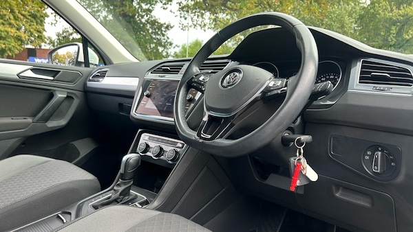 Used Volkswagen Tiguan 2020 for sale - 76218695: Photo 34