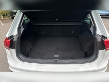 Used Volkswagen Tiguan 2020 for sale - 76218695: Photo 4