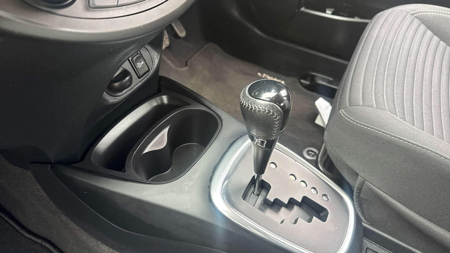 Used Toyota Yaris 2018 for sale - 77847631: Photo 13