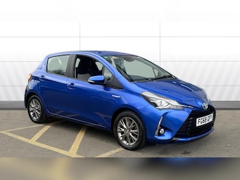 Used Toyota Yaris 2018 for sale - 77847631: Photo