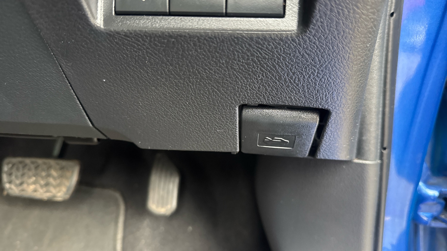 Used Toyota Yaris 2018 for sale - 77847631: Photo 45