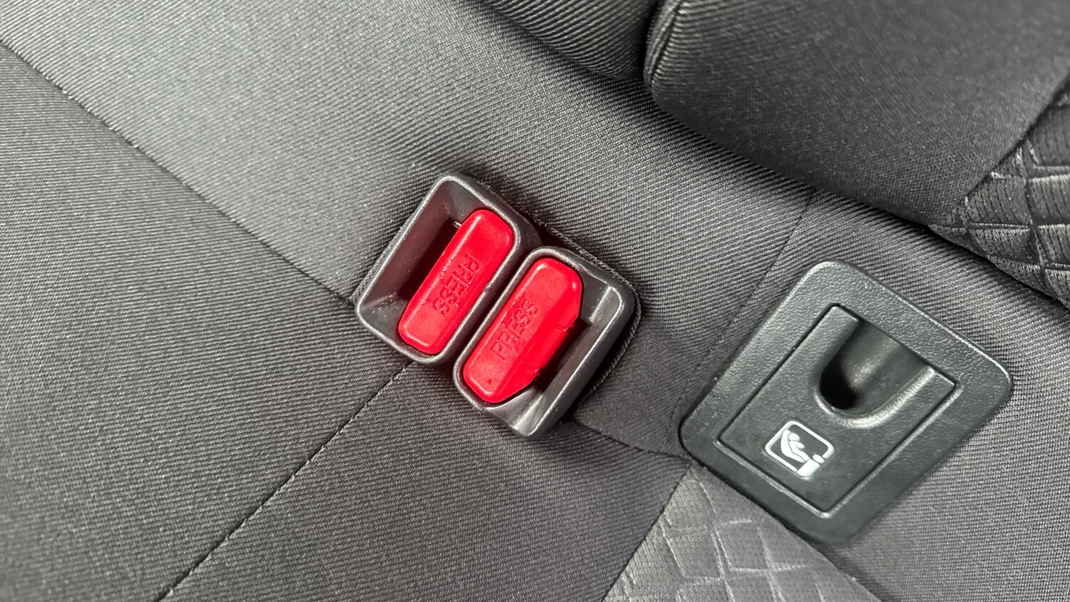 Used Toyota C-HR 2022 for sale - 77375770: Photo 17