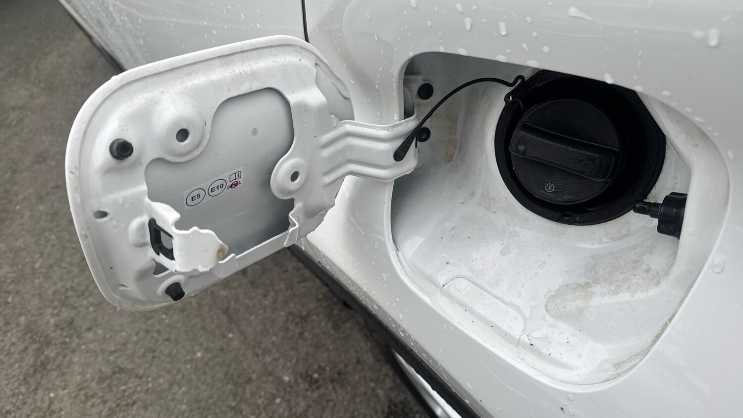 Used Toyota C-HR 2022 for sale - 77375770: Photo 41