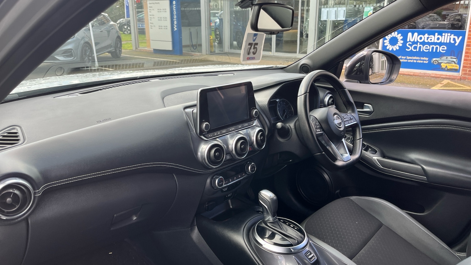 Used Nissan Juke 2023 for sale - 78012597: Photo 9