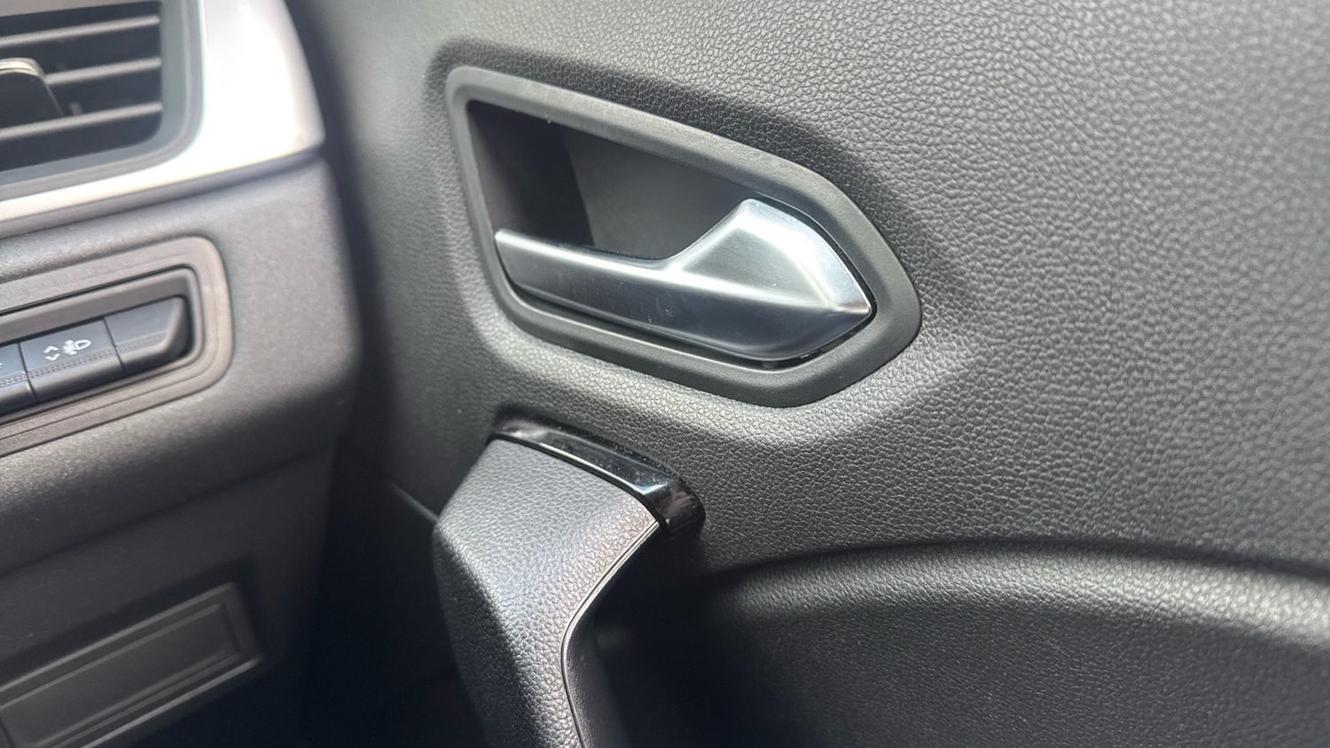 Used Renault Captur 2022 for sale - 77076963: Photo 28