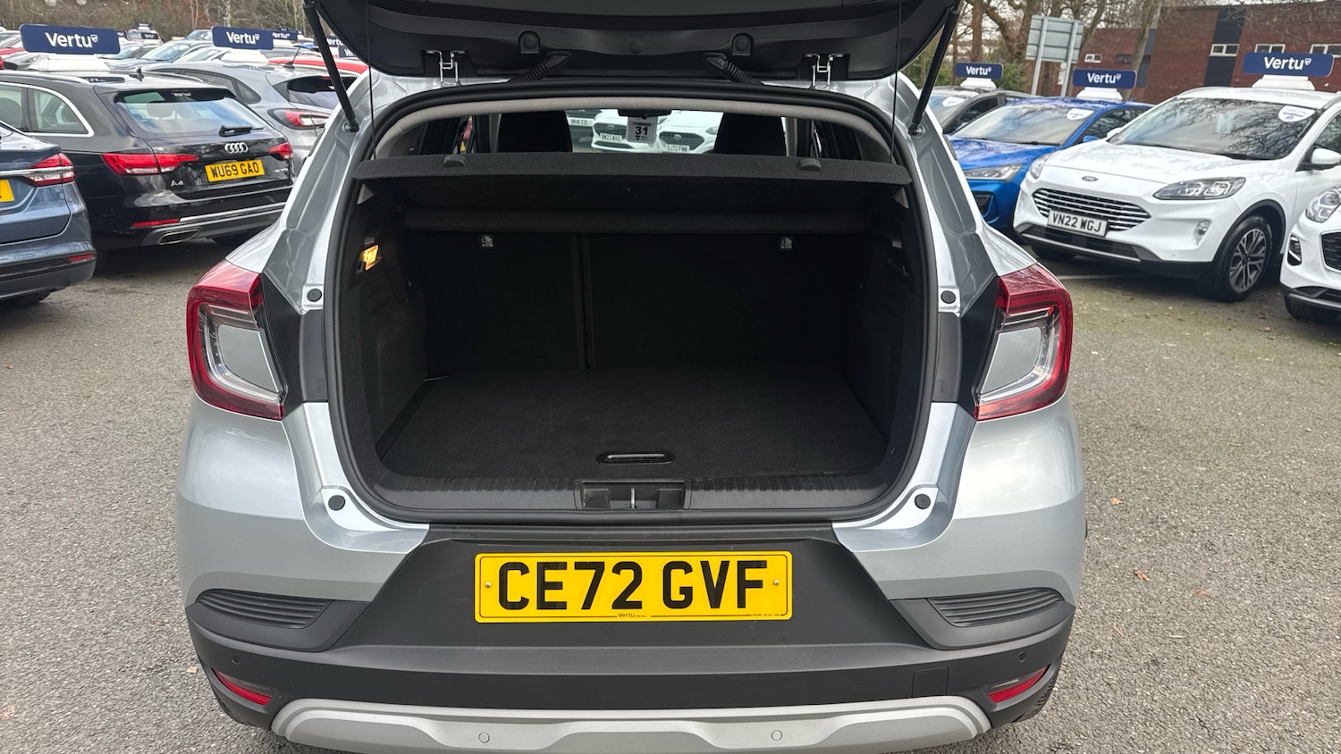 Used Renault Captur 2022 for sale - 77076963: Photo 4