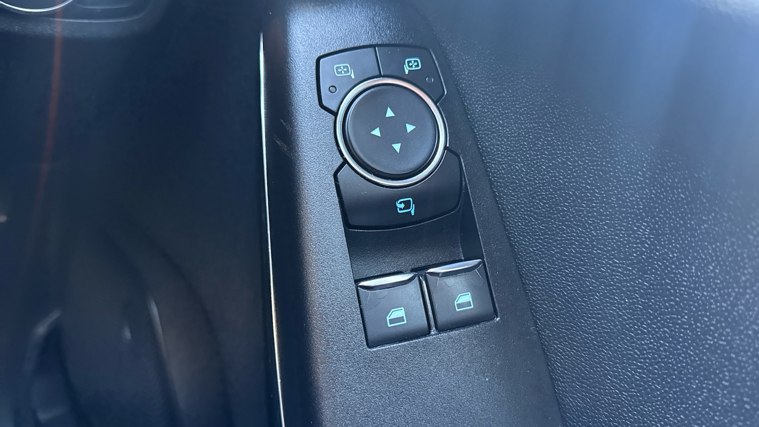 Used Ford Fiesta 2018 for sale - 76612533: Photo 34