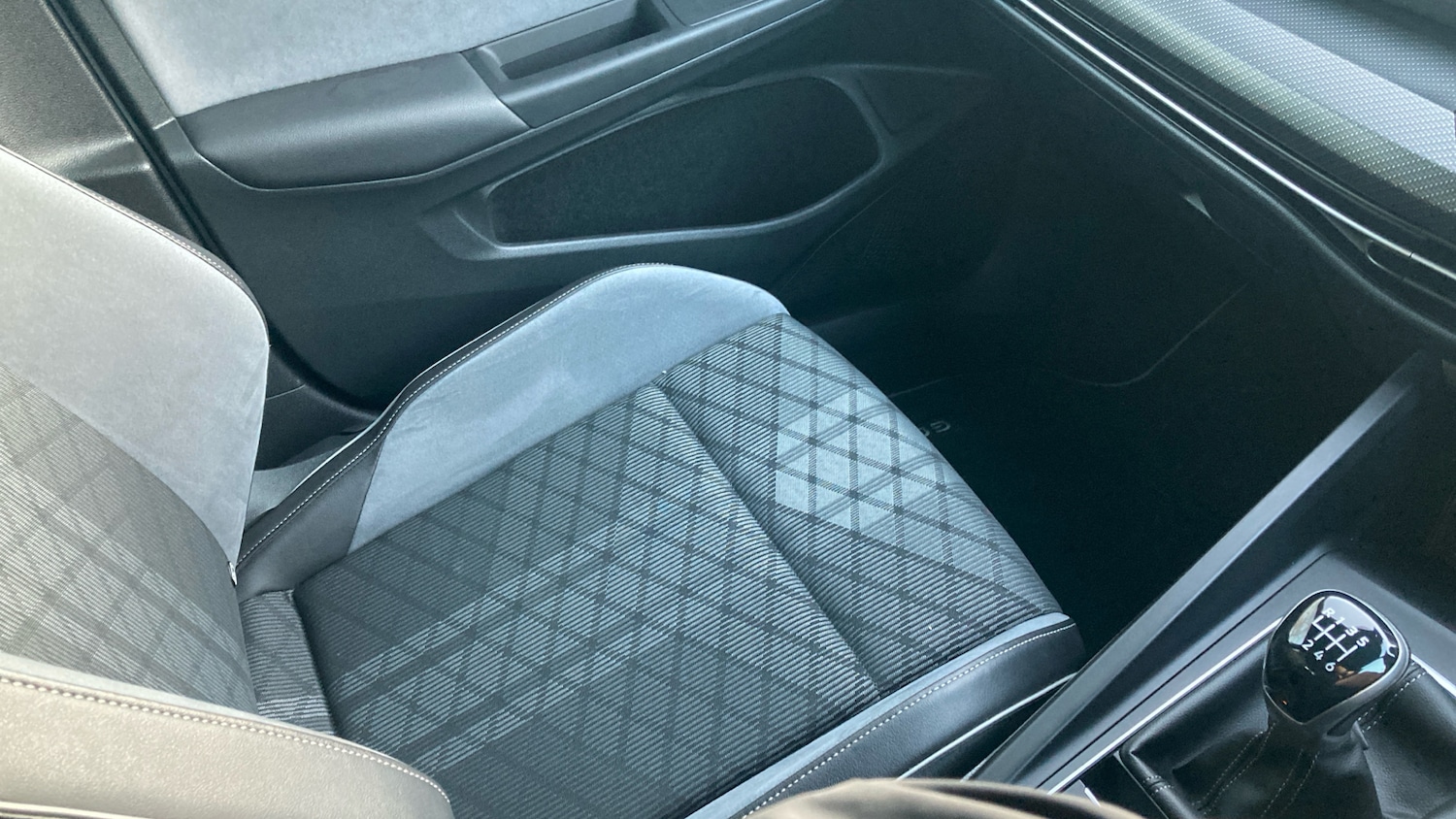 Used Volkswagen Golf 2021 for sale - 76931098: Photo 42