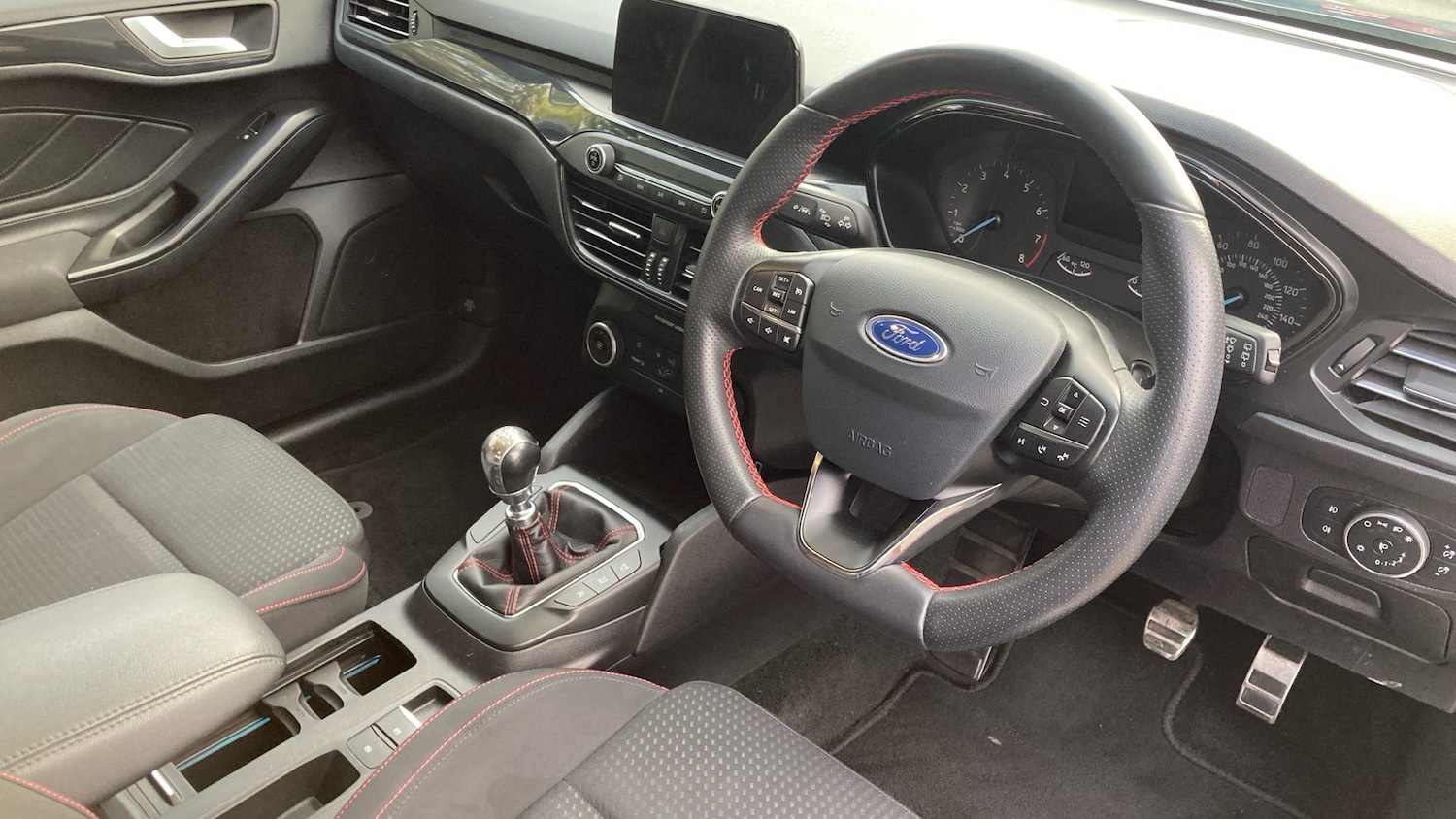 Used Ford Focus 2018 for sale - 76391637: Photo 11