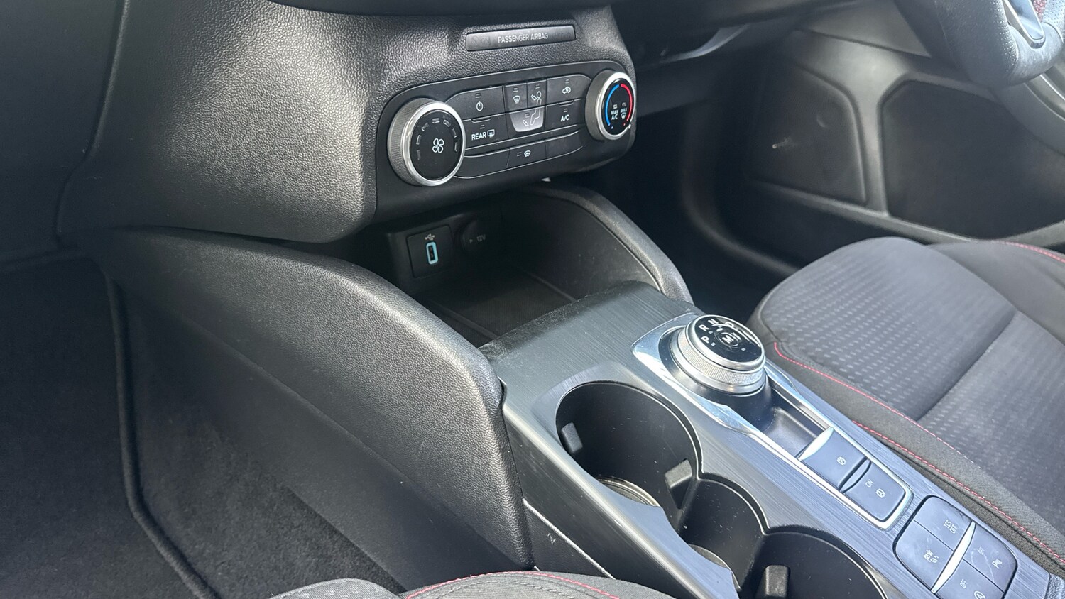 Used Ford Focus 2019 for sale - 76330343: Photo 13