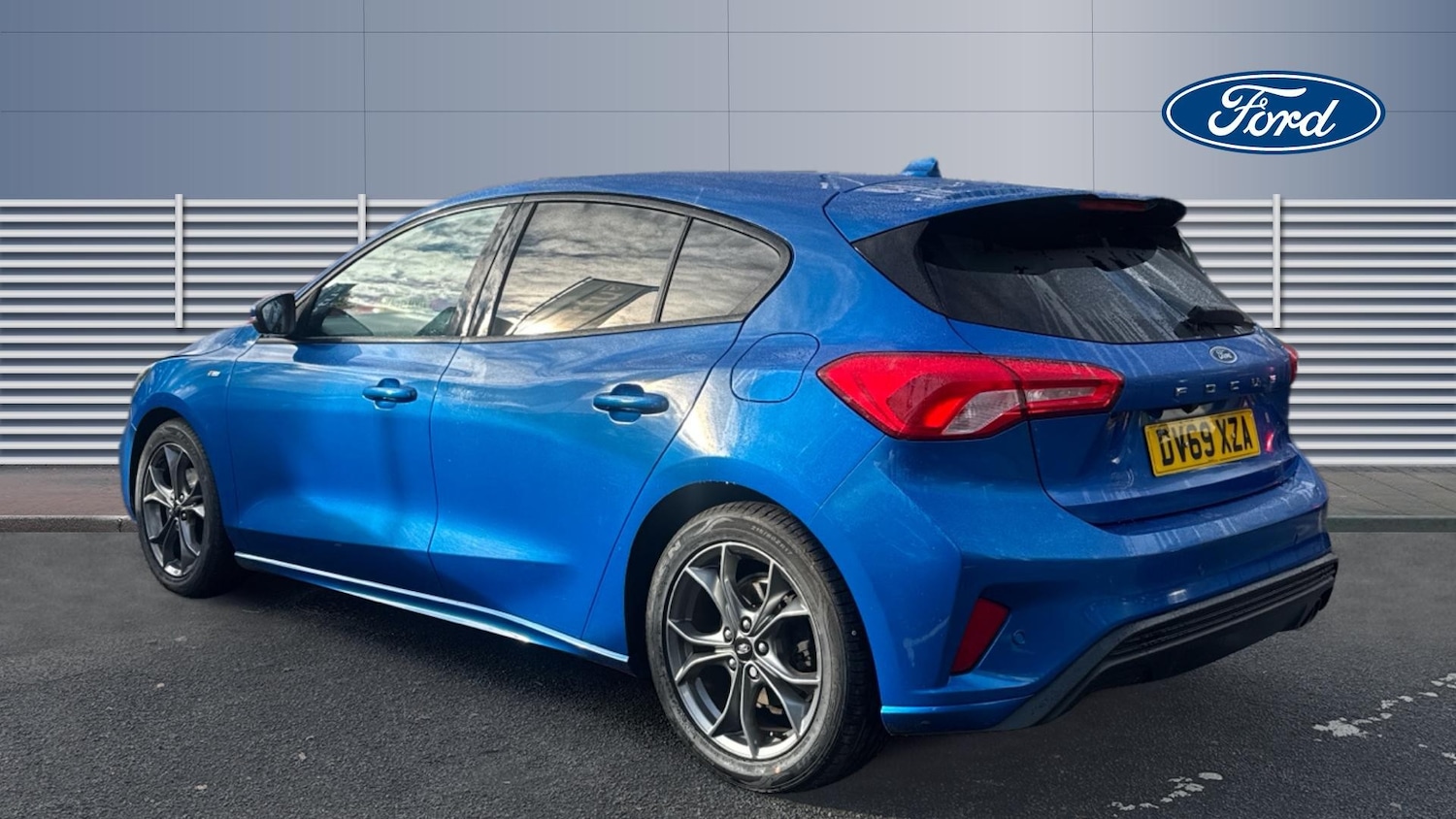 Used Ford Focus 2019 for sale - 76330343: Photo 2