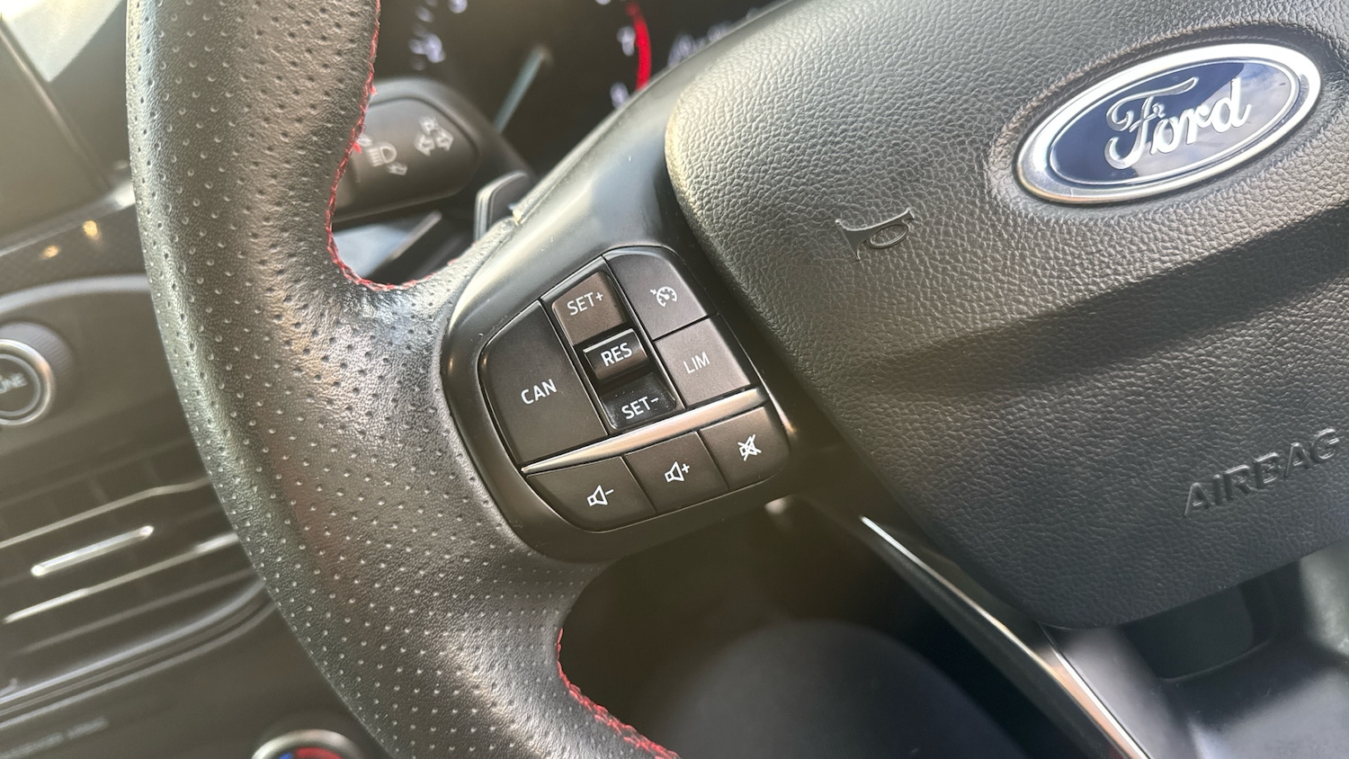 Used Ford Focus 2019 for sale - 76330343: Photo 30