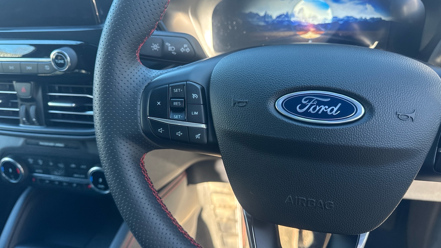 Used Ford Kuga 2023 for sale - 77562449: Photo 31