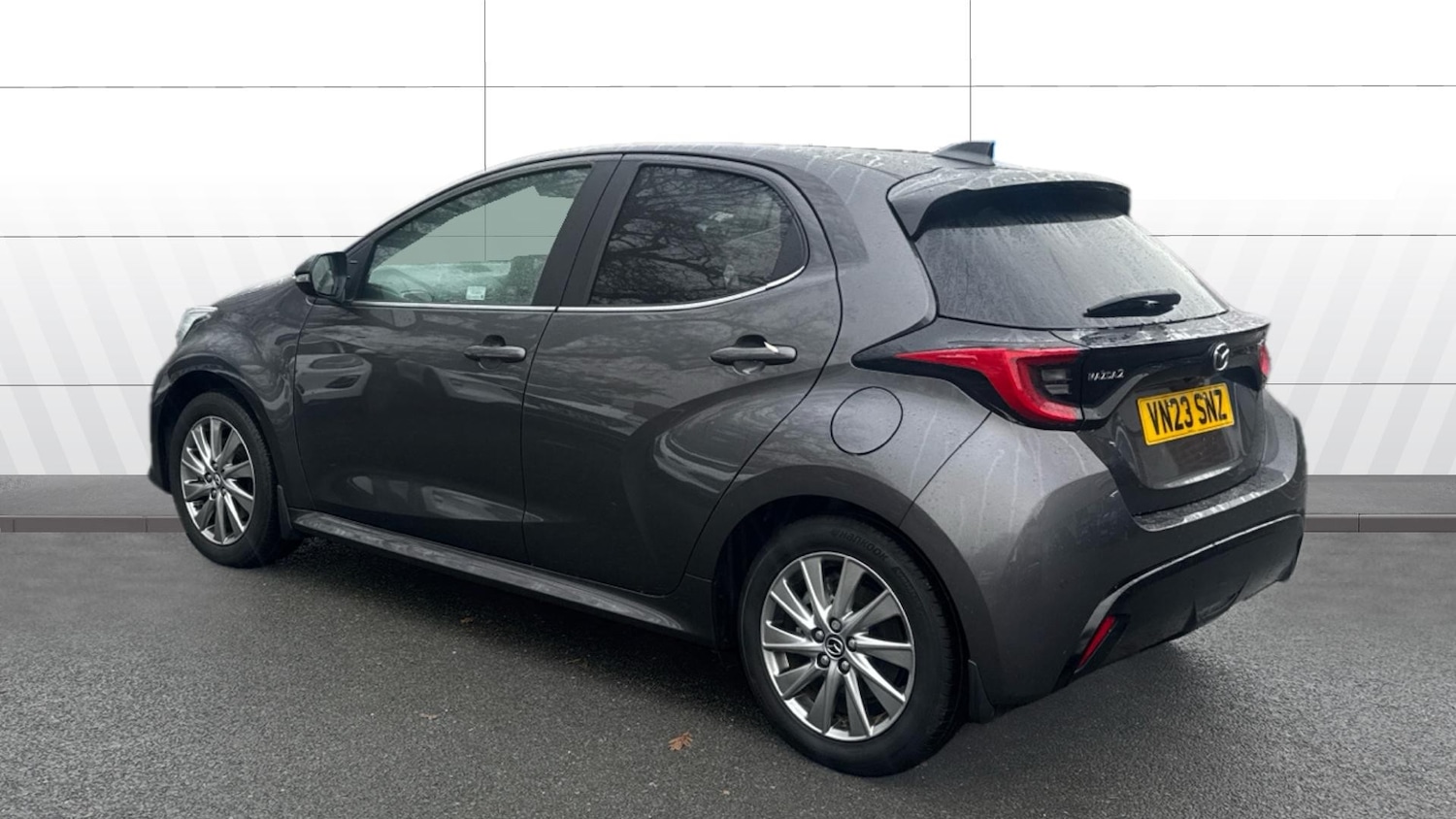 Used Mazda Mazda2 HYBRID 2023 for sale - 76692657: Photo 2