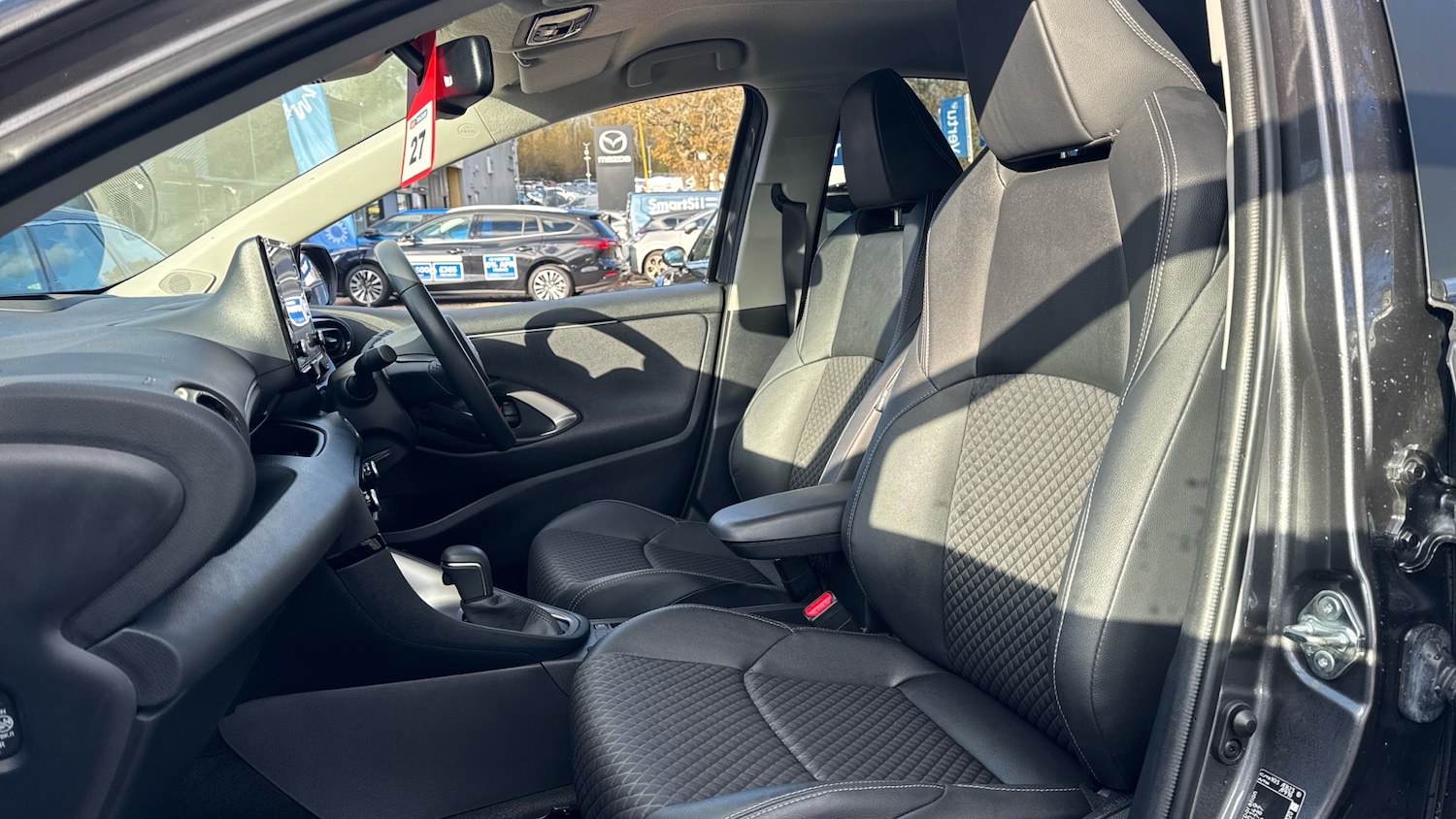 Used Mazda Mazda2 HYBRID 2023 for sale - 76692657: Photo 27