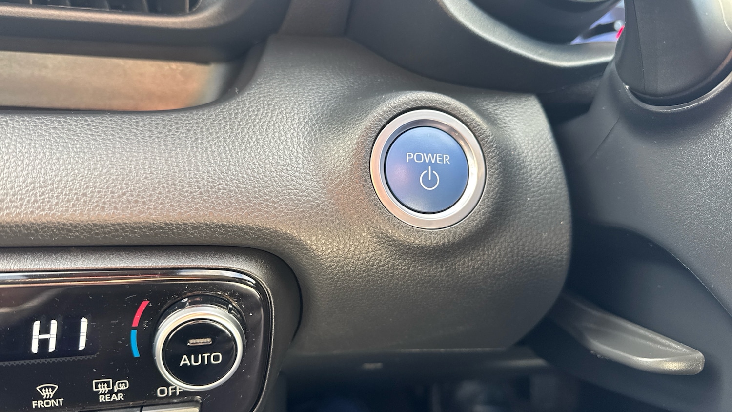 Used Mazda Mazda2 HYBRID 2023 for sale - 76692657: Photo 33