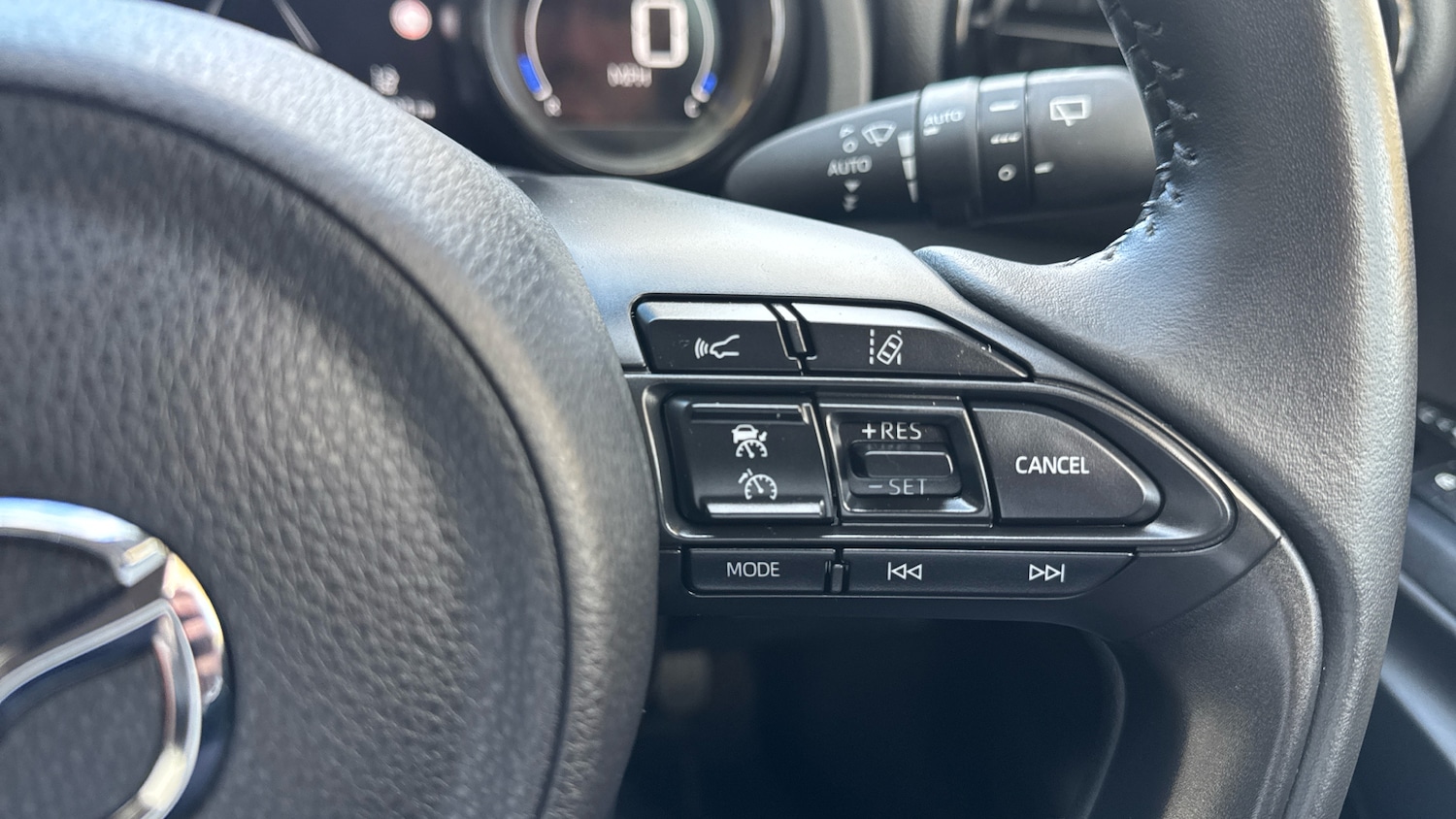 Used Mazda Mazda2 HYBRID 2023 for sale - 76692657: Photo 35