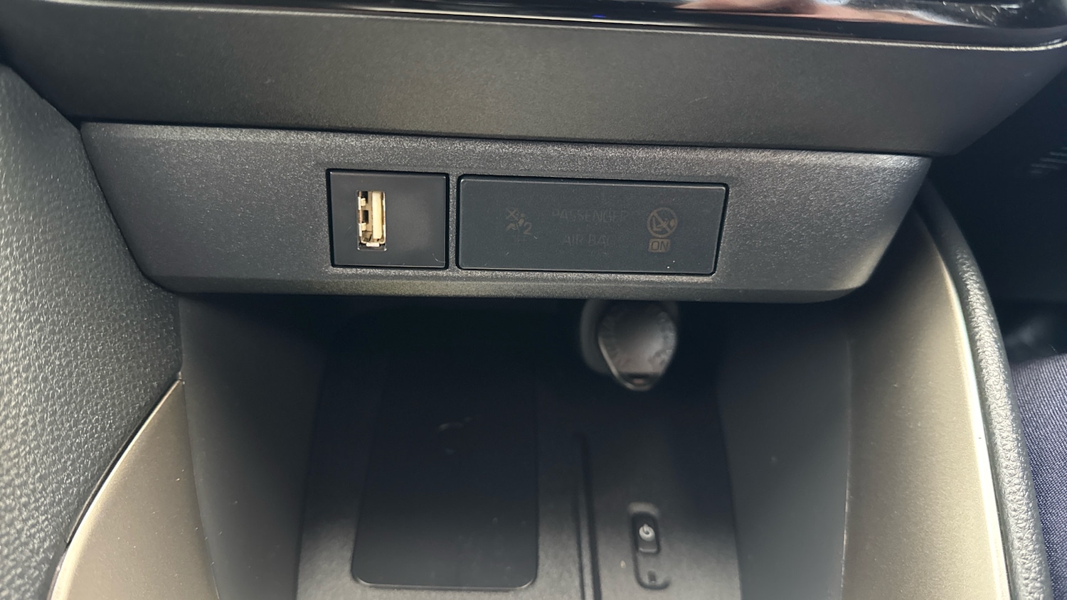 Used Mazda Mazda2 HYBRID 2023 for sale - 76692657: Photo 48