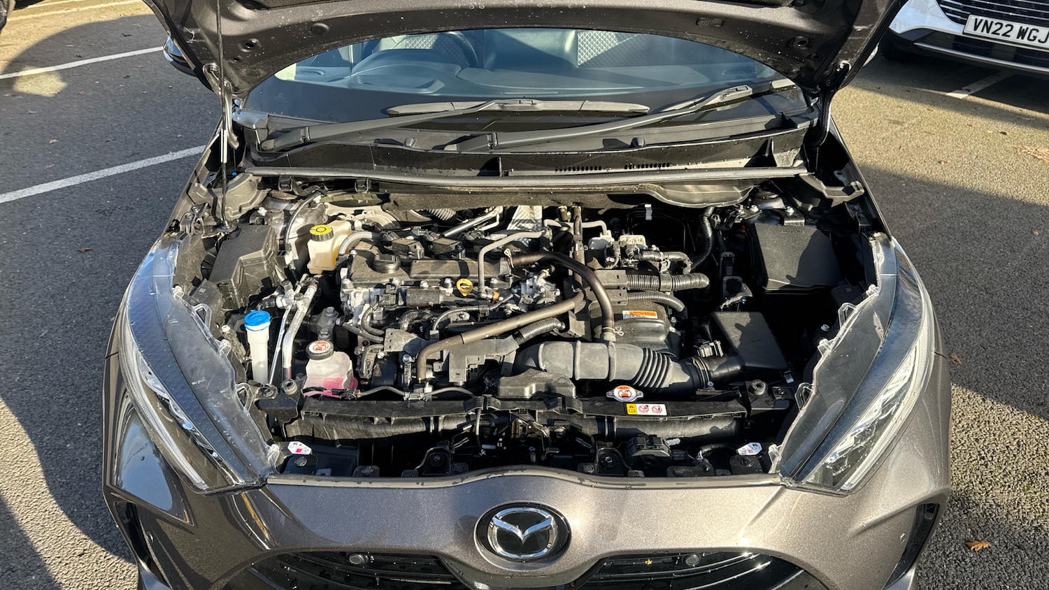 Used Mazda Mazda2 HYBRID 2023 for sale - 76692657: Photo 8