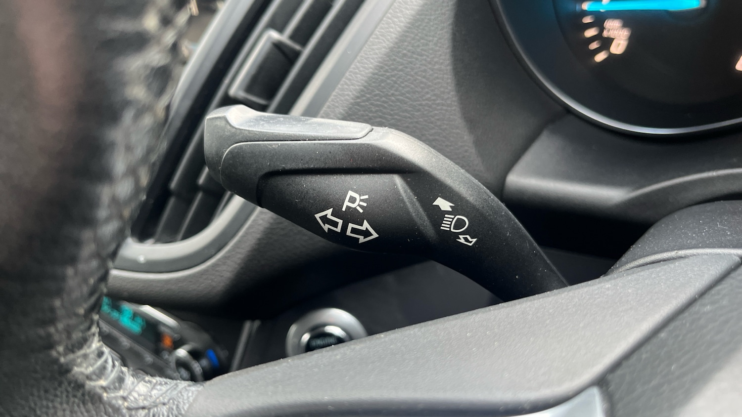 Used Ford Kuga 2016 for sale - 77375772: Photo 28