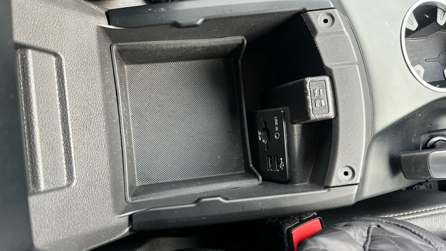 Used Ford Kuga 2016 for sale - 77375772: Photo 32