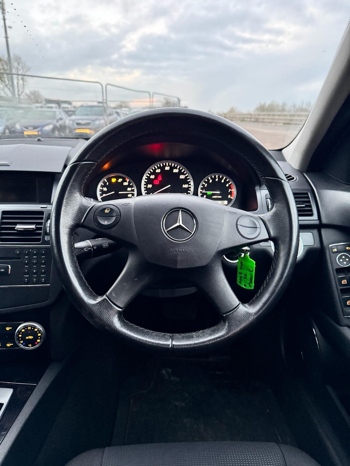 Used Mercedes-Benz C Class 2008 for sale - 76625535: Photo 11