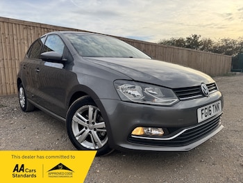 Used Volkswagen Polo 2016 for sale - 79473018: Photo