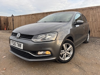 Used Volkswagen Polo 2016 for sale - 79473018: Photo