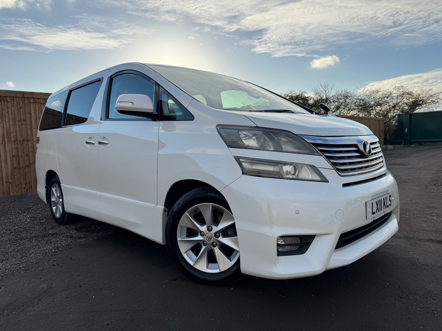 Used Toyota Vellfire 2025 for sale - 76618453: Photo 1