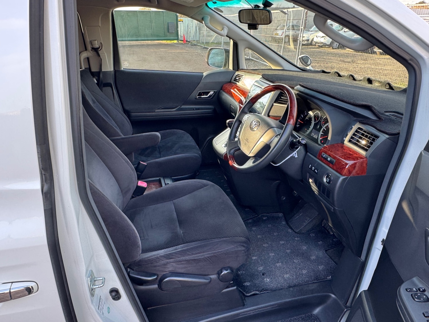 Used Toyota Vellfire 2025 for sale - 76618453: Photo 15