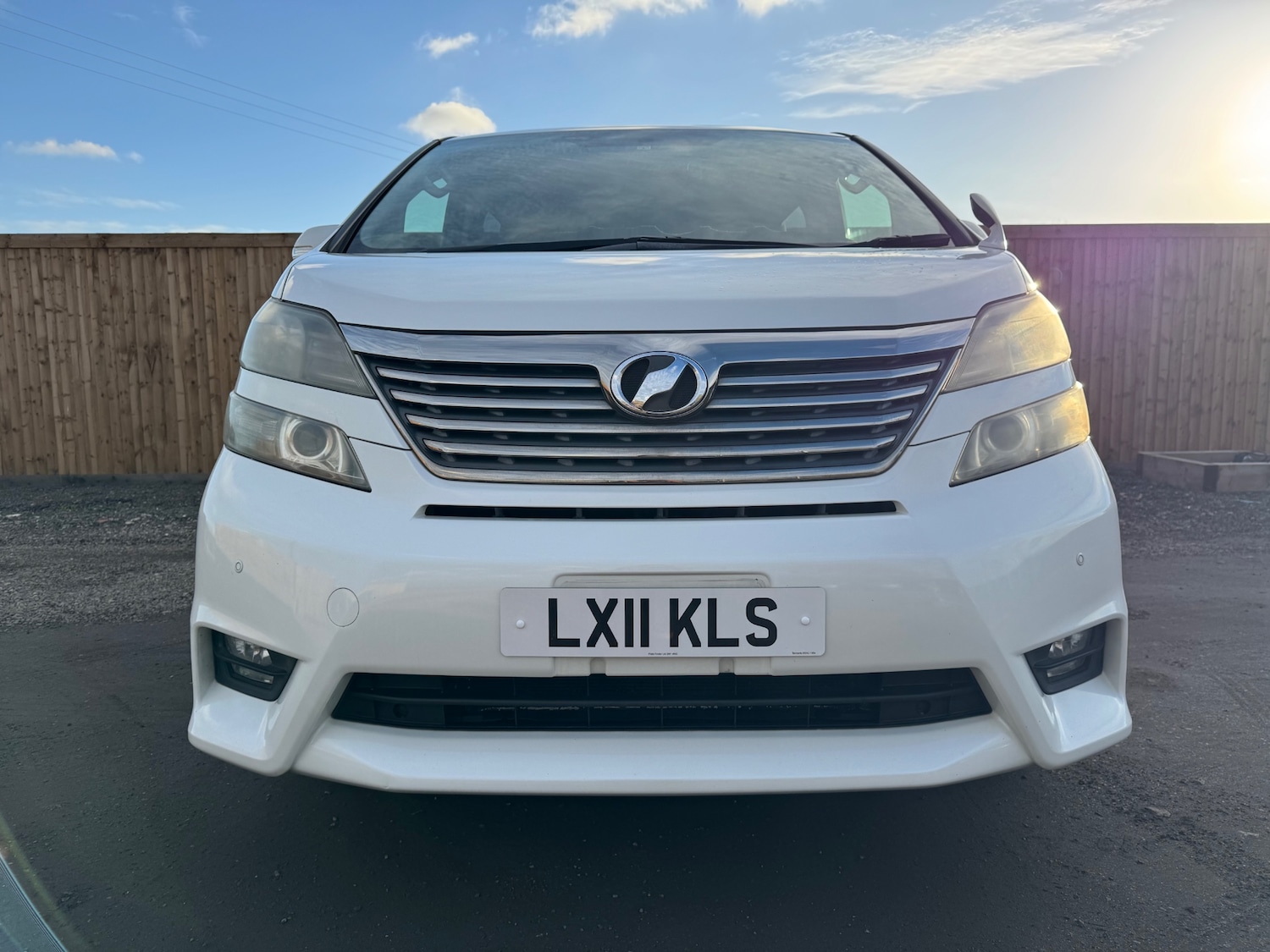 Used Toyota Vellfire 2025 for sale - 76618453: Photo 2