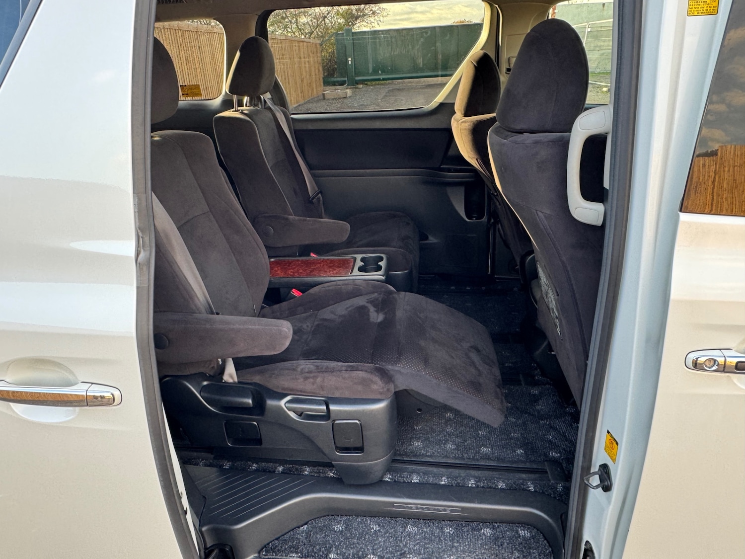 Used Toyota Vellfire 2025 for sale - 76618453: Photo 20