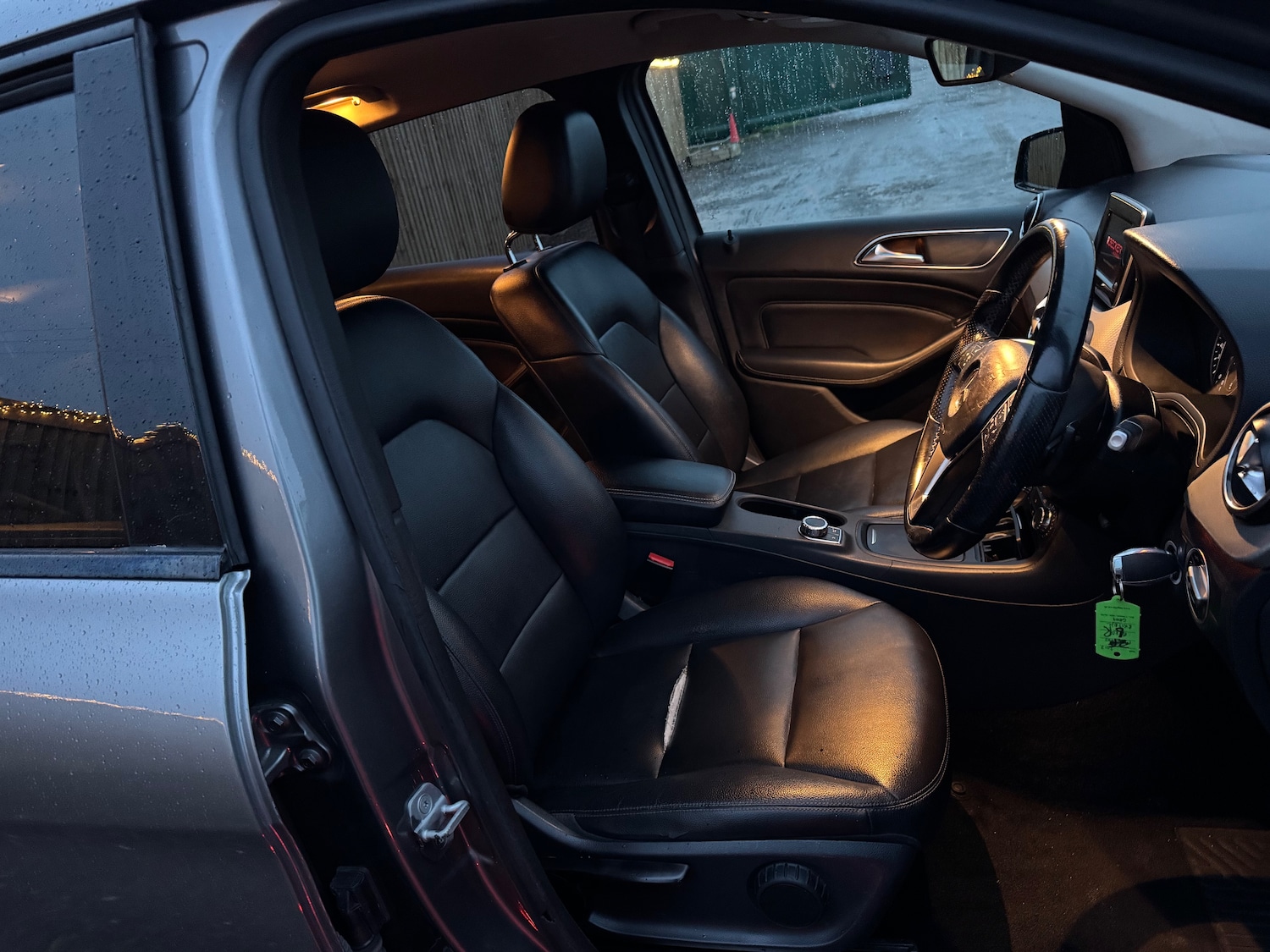 Used Mercedes-Benz B Class 2013 for sale - 78067213: Photo 17